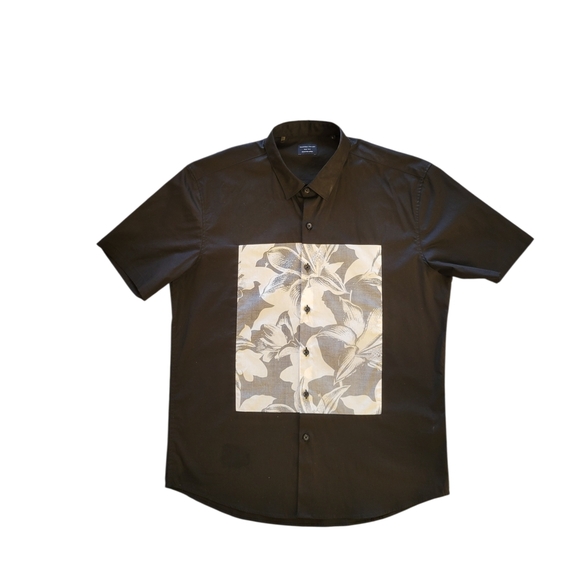 7 Diamonds Black Short Sleeve Shirt with Abstract Floral Design - Picture 2 of 6